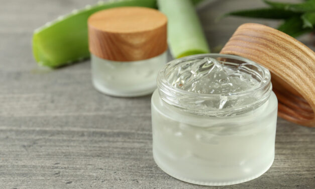 Aloe Vera Hair Mask: Benefits, DIY Recipes, and How to Use It