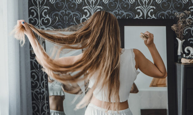 How to Improve Your Hair Texture at Home