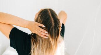 10 Effective Home Remedies for Dry Scalp